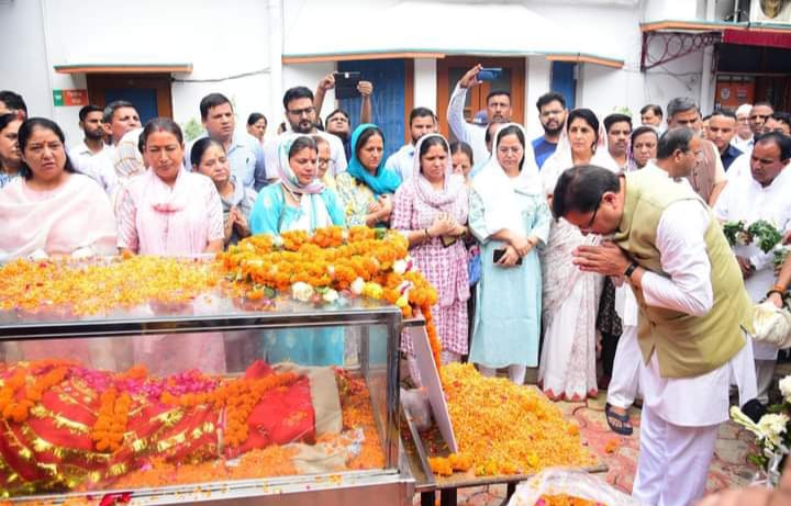 CM धामी ने शैलारानी रावत को दी श्रद्धांजलि, बोले- प्रदेश एवं पार्टी के लिए अपूरणीय क्षति