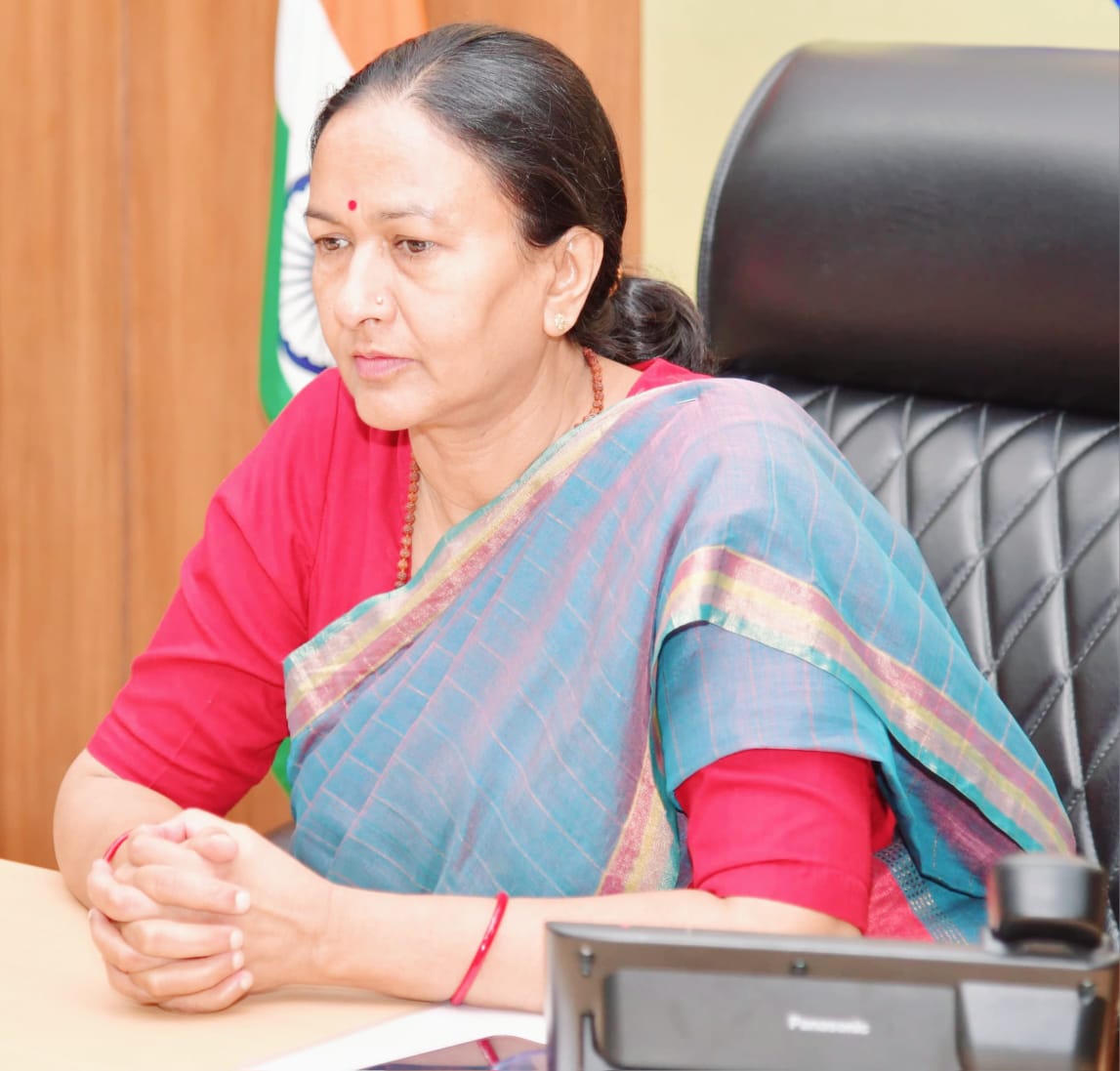 मुख्य सचिव राधा रतूड़ी ने पीएम प्रगति पोर्टल के तहत भारतनेट, दिल्ली देहरादून एक्सप्रेस-वे, देवबंद रुड़की रेलवे लाइन प्रोजेक्ट तथा AMRUT 2.0, PM -ABHIM कार्यक्रमों की समीक्षा की