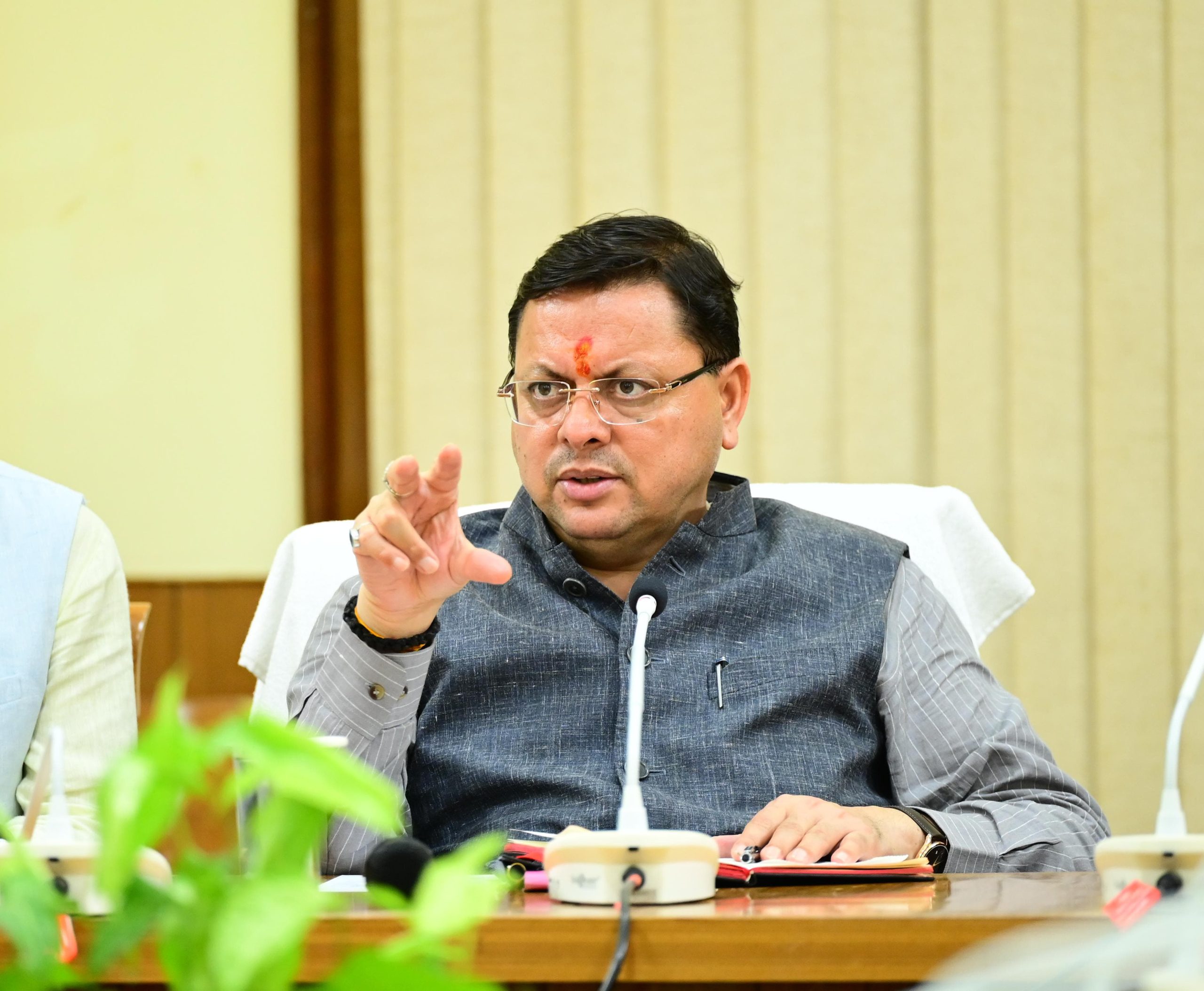 धामी सरकार ने 4 माह में खनन से कमाए 333.17 करोड़