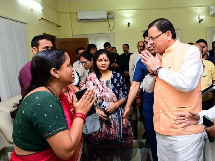 हल्द्वानी में CM धामी ने सुनीं जनता की समस्याएँ