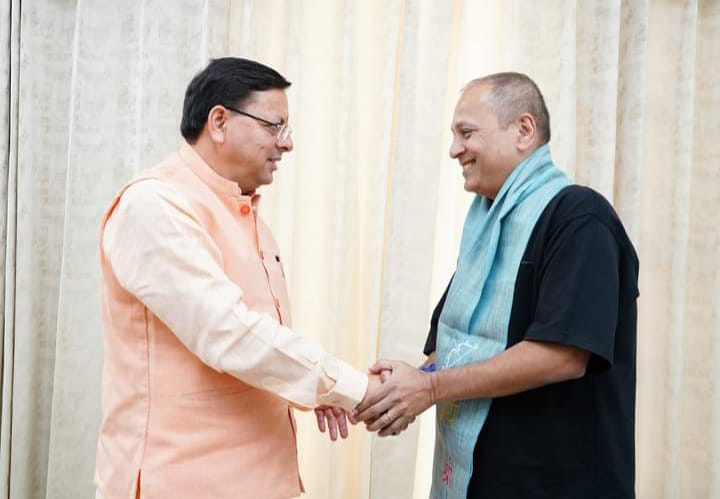 CM धामी से फिल्म निर्माता-निर्देशक विपुल अमृतलाल शाह ने मुलाक़ात की