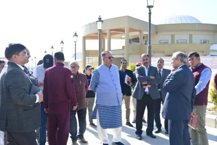 कैबिनेट मंत्री गणेश जोशी ने निर्माणाधीन सैन्यधाम के निर्माण कार्यों का निरीक्षण किया