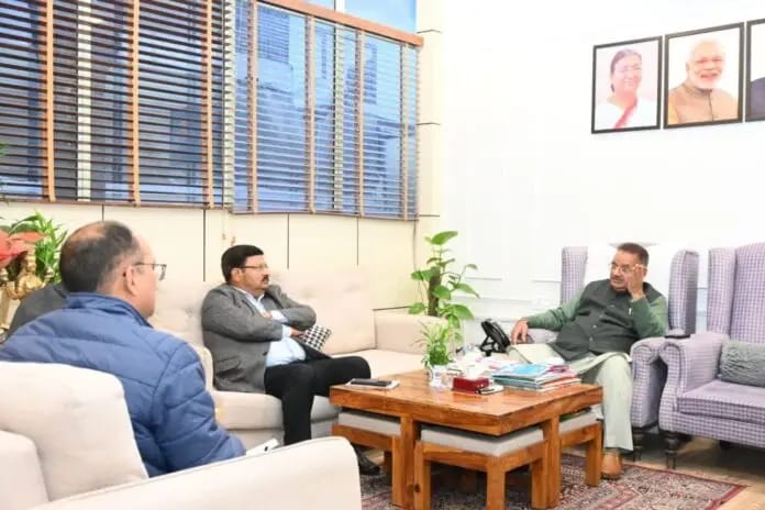 मंत्री गणेश जोशी ने सैन्य धाम निर्माण कार्यों की प्रगति की समीक्षा की