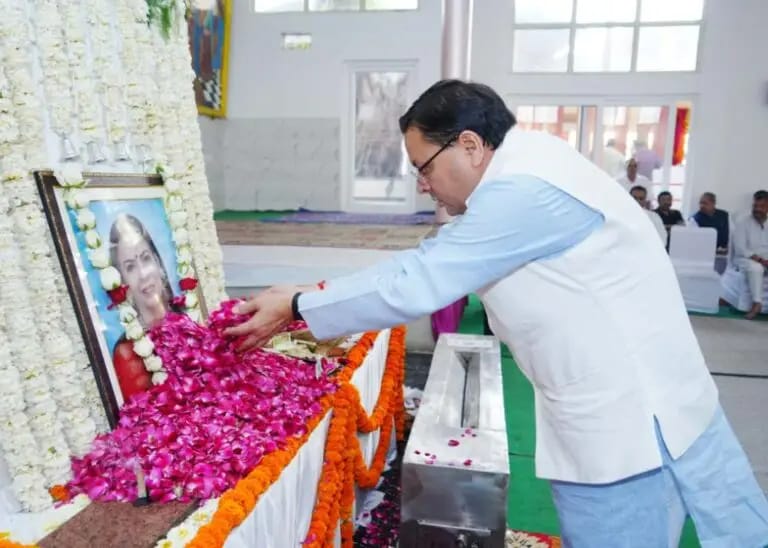 सीएम धामी ने वरिष्ठ भाजपा नेता चौधरी अजीत सिंह की धर्मपत्नी के निधन पर सीएम धामी ने शोक व्यक्त कर सांत्वना दी