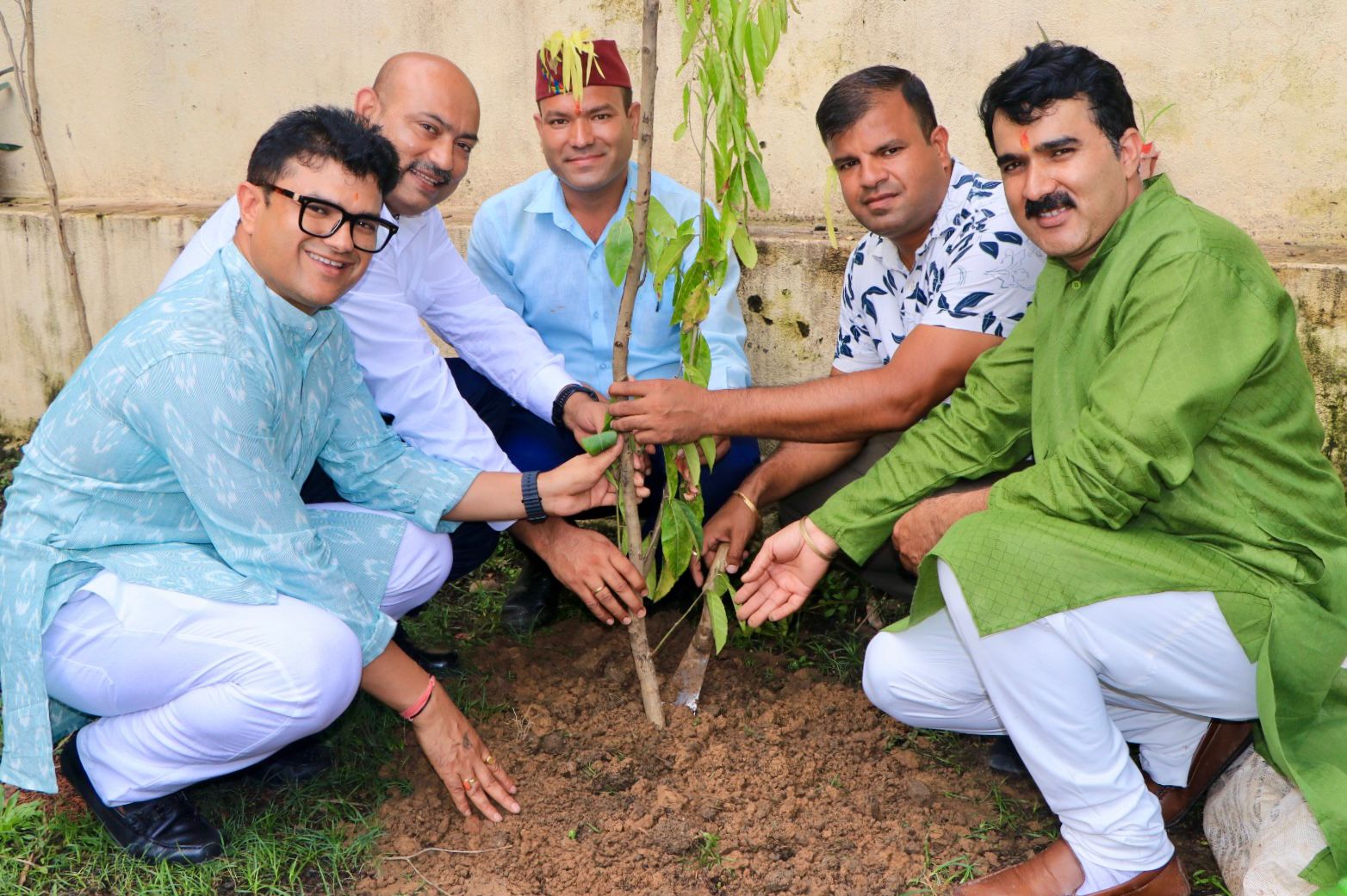 आओ प्रकृति संवारे: सीआईएमएस कॉलेज में हरेला पर्व की पर्यावरणीय चेतना