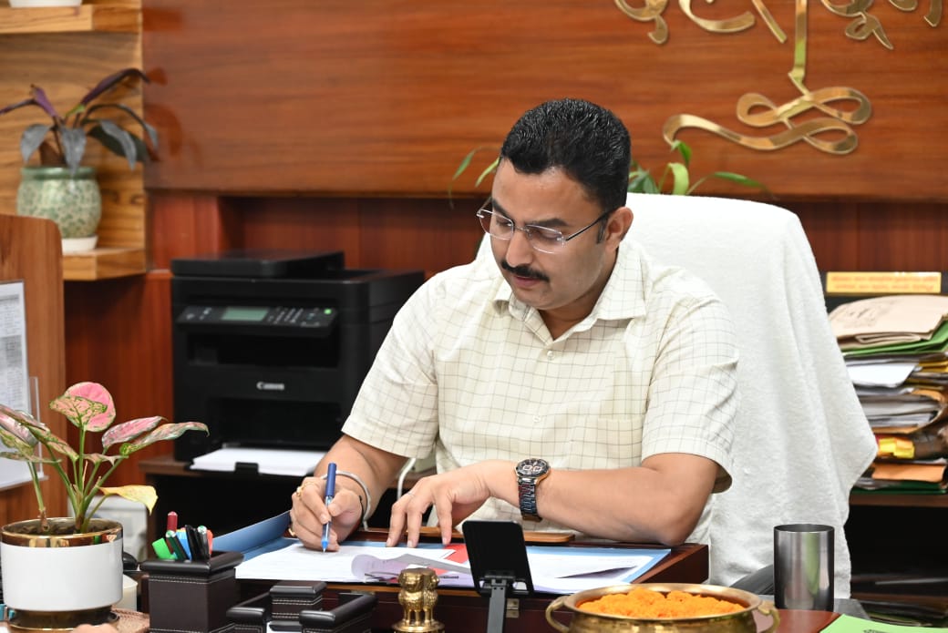 शौर्य दिवस की तैयारियों को लेकर सिटी मजिस्ट्रेट ने ली समीक्षा बैठक