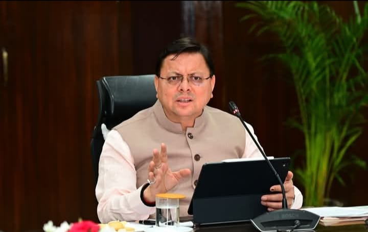 मुख्यमंत्री धामी की हरिद्वार लोकसभा क्षेत्र के अंतर्गत आने वाली विधानसभाओं की मुख्यमंत्री घोषणाओं और अन्य कार्यों की समीक्षा की