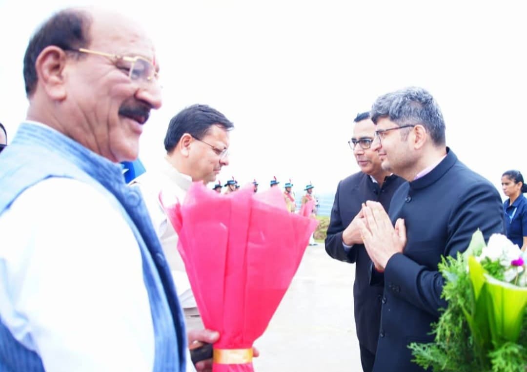सीएम धामी पहुंचे गैरसैंण, कल से शुरू होगा विधानसभा सत्र