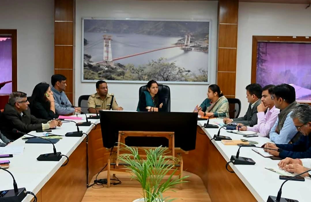 राज्य स्थापना रजत जयंती सप्ताह एवं स्थापना दिवस समारोह को लेकर प्रथम बैठक सम्पन्न