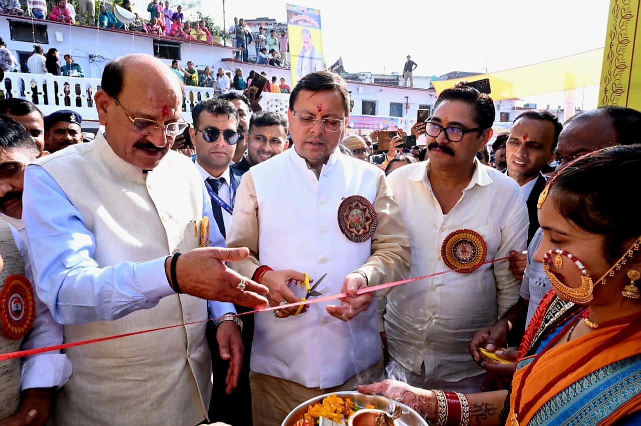 सीएम धामी ने कुंजापुरी मेले का किया उद्घाटन