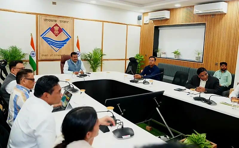 मुख्य सचिव ने कुम्भ मेला 2027 से सम्बन्धित कार्यों की प्रगति की जानकारी ली