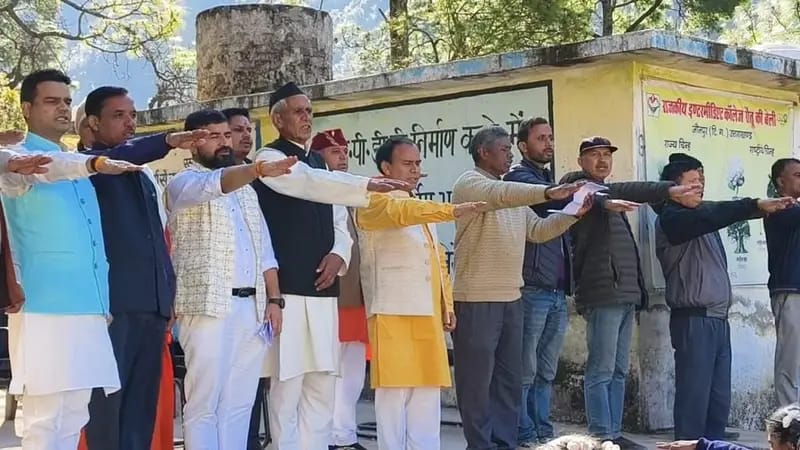 26 नवम्बर तक सभी विद्यालयों में मनाया जायेगा ‘स्मरणोत्सव’ : डॉ. धन सिंह रावत