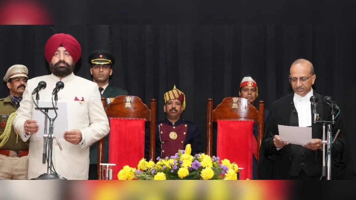 उत्तराखंड हाईकोर्ट के नए चीफ जस्टिस मनोज कुमार गुप्ता ने देहरादून में ली शपथ, बने 15वें मुख्य न्यायाधीश