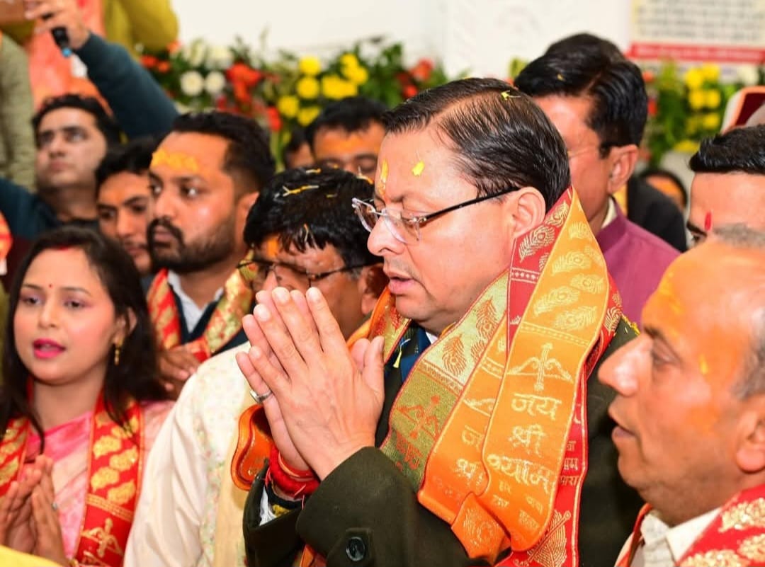 विकासनगर खाटू श्याम धाम प्राण प्रतिष्ठा में पहुंचे CM धामी