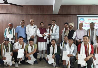 डॉ. ‘निशंक’ ने किया खिलाडियों का सम्मान 