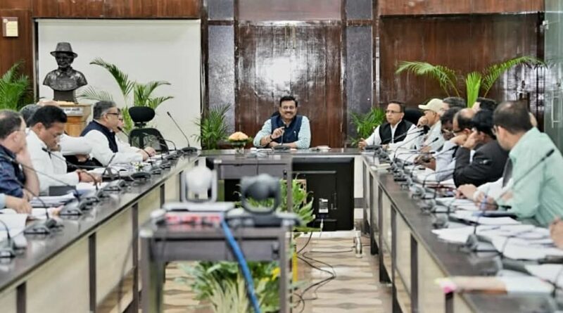 मुख्य सचिव ने PWD और पेयजल विभागों को दिए ये जरुरी निर्देश