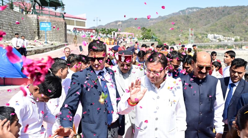 अंतरराष्ट्रीय योग महोत्सव 2026 का शुभारंभ, देश-विदेश के साधक जुटे