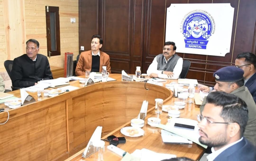 निर्माणाधीन परियोजनाओं को समय पर पूरा करें विभाग ताकि निर्माण कार्यों में लागत न बढ़े-मुख्य सचिव