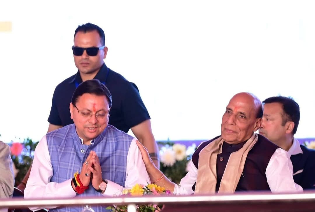 धामी बने ‘धुरंधर’, उत्तराखंड विकास की राह पर अग्रसर: राजनाथ सिंह
