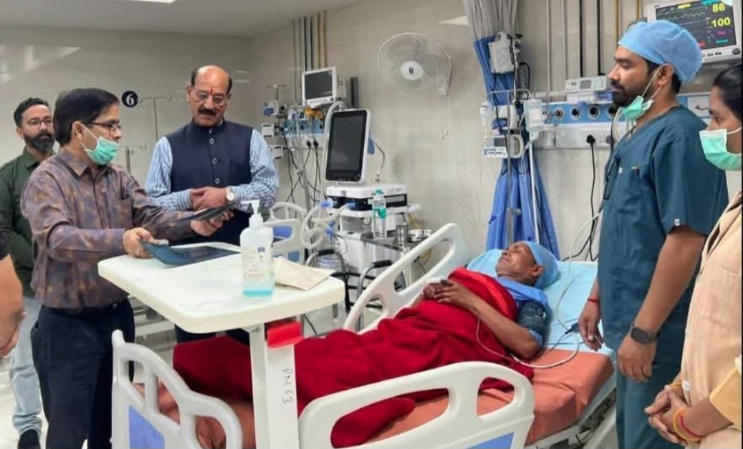 स्वास्थ्य मंत्री सुबोध उनियाल का ऋषिकेश अस्पताल में औचक निरीक्षण, व्यवस्थाओं पर जताई सख्ती