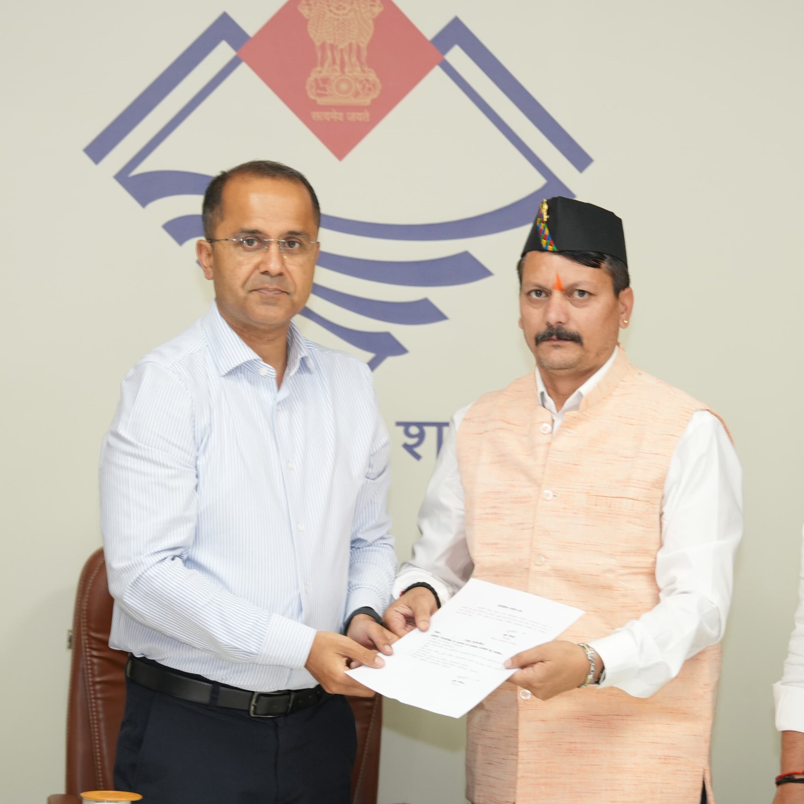 ध्रुव रौतेला ने सचिवालय में मीडिया सलाहकार समिति के उपाध्यक्ष का पदभार ग्रहण किया