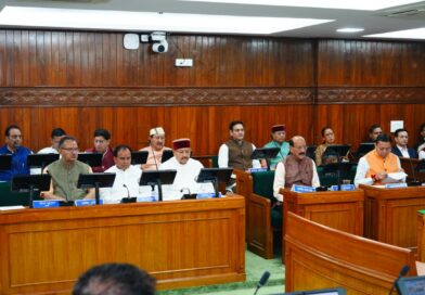 महिला सशक्तिकरण पर राजनीति नहीं, सिर्फ प्रयास होने चाहिए — सीएम धामी