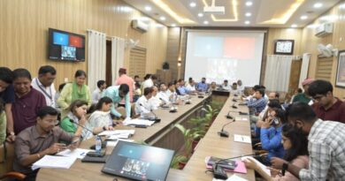 डीएम दून के निर्देशों के अनुपालन में चला जनता दर्शन कार्यक्रम