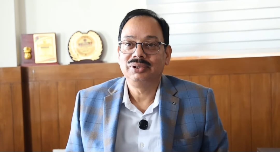 उत्तराखंड प्रशासनिक सेवा के वरिष्ठ अधिकारी अशोक जोशी ने पौड़ी के मुख्य विकास अधिकारी का पदभार ग्रहण किया