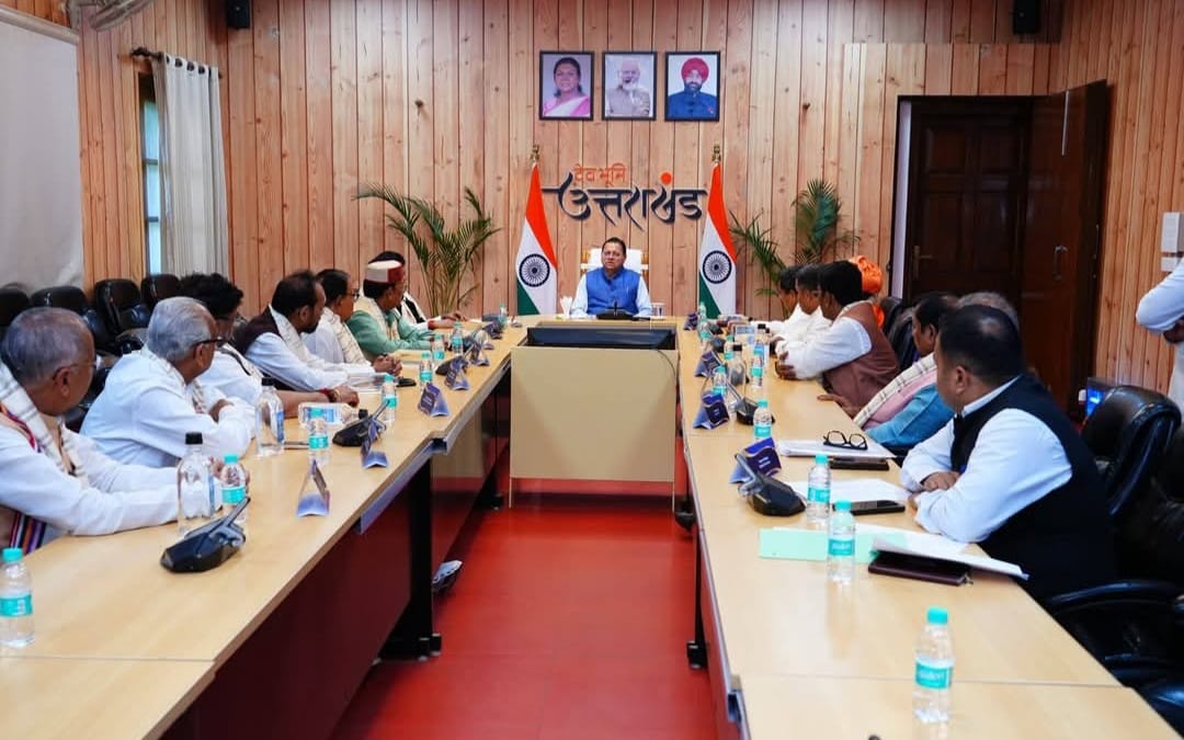 मुख्यमंत्री धामी से मुख्यमंत्री आवास में ओबीसी वेलफेयर पार्लियामेंट्री कमेटी के प्रतिनिधिमण्डल ने भेंट की