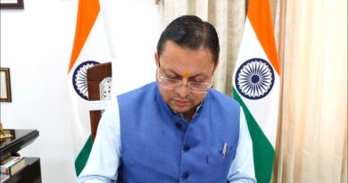 अरिना रघुवंशी से सीएम धामी ने की बात, CBSE 12वीं परीक्षा में राज्य में शीर्ष स्थान लाने पर दी बधाई