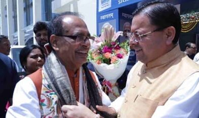 केंद्रीय मंत्री शिवराज सिंह चौहान से मिले सीएम धामी