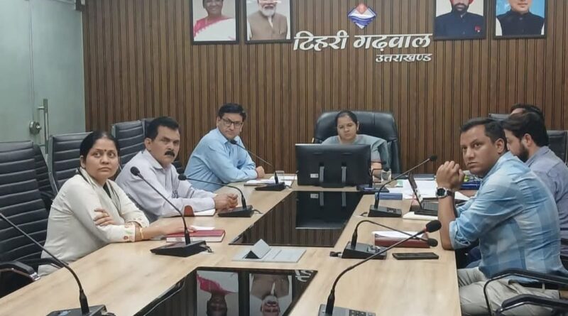 फार्मर रजिस्ट्री अभियान में तेजी लाएं, अधिक से अधिक किसानों का पंजीकरण सुनिश्चित करें: जिलाधिकारी