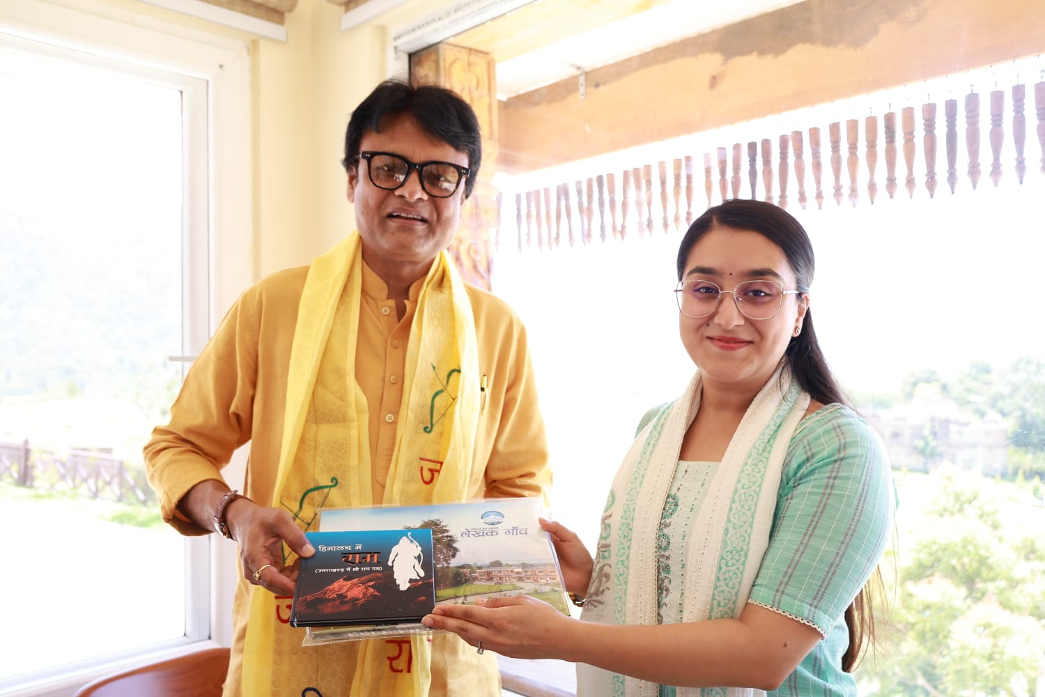 लेखक गांव की भव्यता मेरी कल्पना से परे है: कुलपति प्रो. विजय मोहन तिवारी