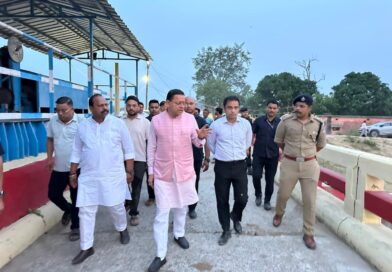 मुख्यमंत्री पुष्कर सिंह धामी ने खटीमा के लोहियाहेड वाटर बाईपास का किया स्थलीय निरीक्षण