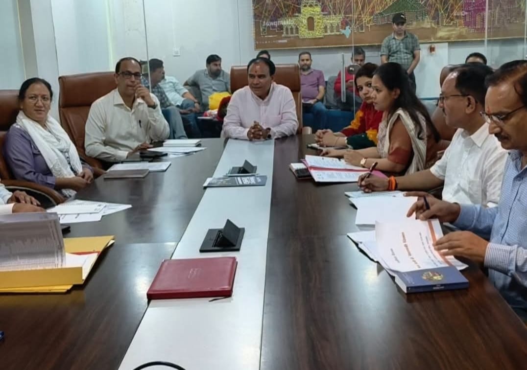 वीबी-जीरामजी योजना के तहत संवरेंगे खस्तहाल विद्यालयः डाॅ. धन सिंह रावत