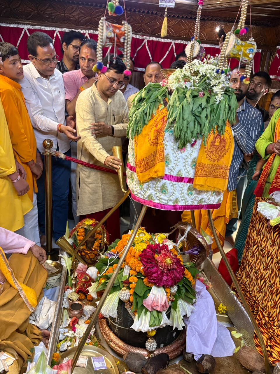 मुख्यमंत्री धामी के मुख्यसेवक के रूप में 5 वर्ष पूर्ण होने पर उत्तरकाशी में विशेष पूजा-अर्चना