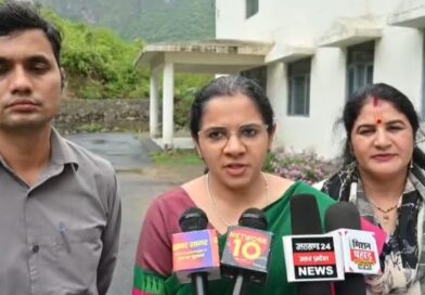 नैनबाग तहसील दिवस में जिलाधिकारी ने सुनीं जनसमस्याएं, अधिकारियों को समयबद्ध समाधान के दिए निर्देश