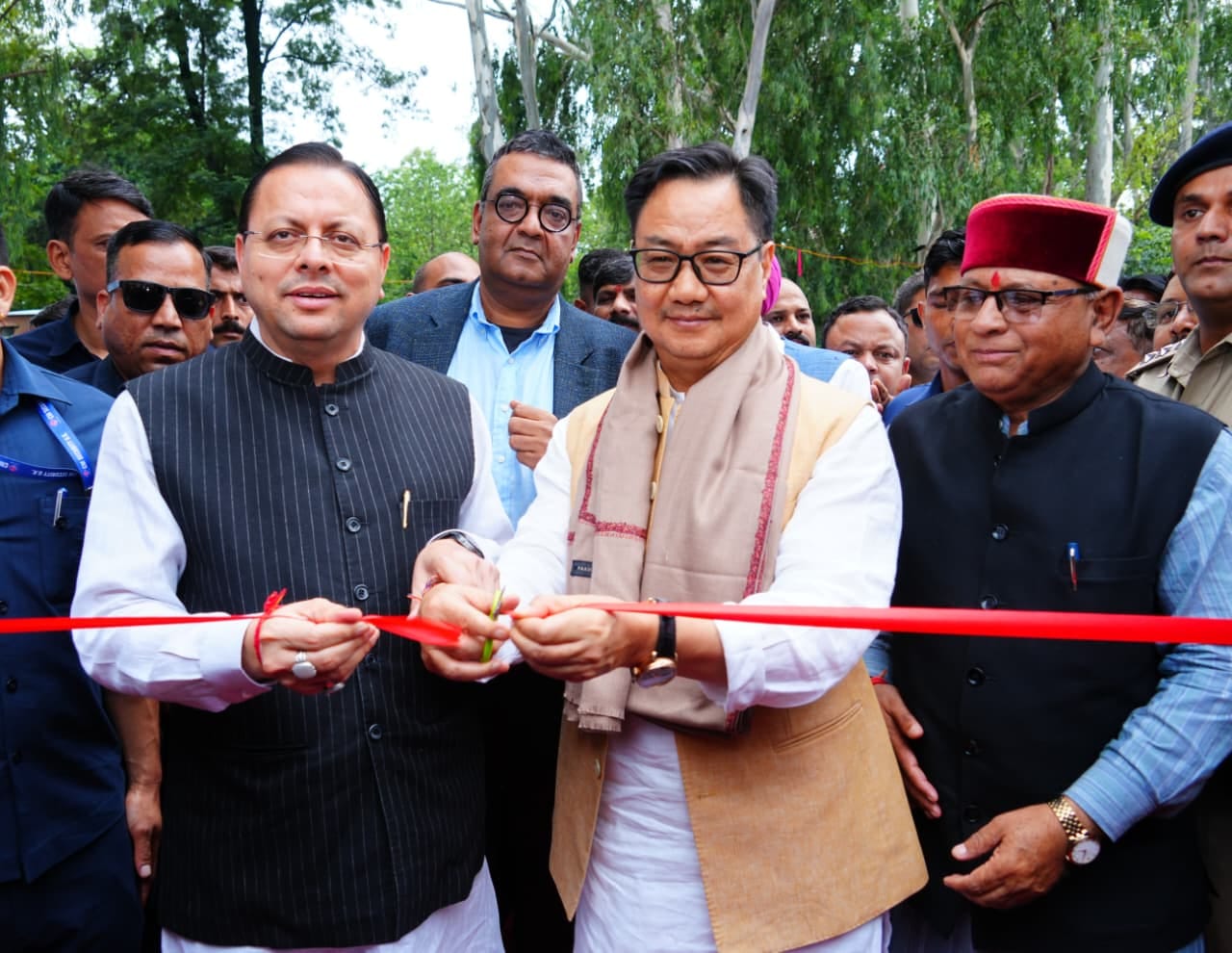 देहरादून में मुख्यमंत्री पुष्कर सिंह धामी एवं केंद्रीय मंत्री किरेन रिजिजू ने किया छठे ‘लोक संवर्धन पर्व’ का शुभारंभ