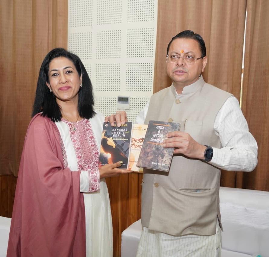 मुख्यमंत्री धामी से डॉ. योजना साह जैन ने शिष्टाचार भेंट की