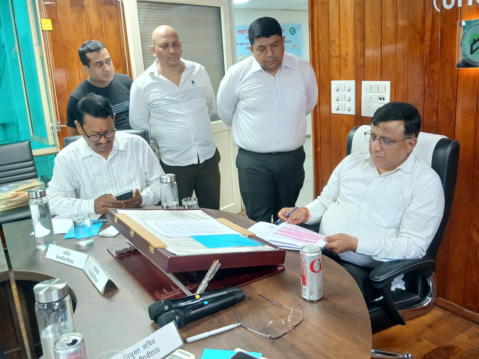 देहरादून के भविष्य की रूपरेखा तय करने में जनता की भागीदारी, दसवें दिन भी जारी रही जनसुनवाई