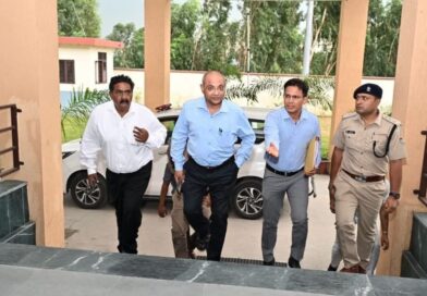 आयुक्त गढ़वाल मंडल आनंद स्वरूप ने किया भगवानपुर तहसील कार्यालय का निरीक्षण