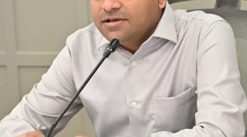 भारी बारिश के ‘रेड अलर्ट’ के दृष्टिगत जिलाधिकारी मयूर दीक्षित ने (20 जुलाई) को आयोजित होने वाले जनता मिलन/जन सुनवाई’ कार्यक्रम स्थगित कर दिया गया है