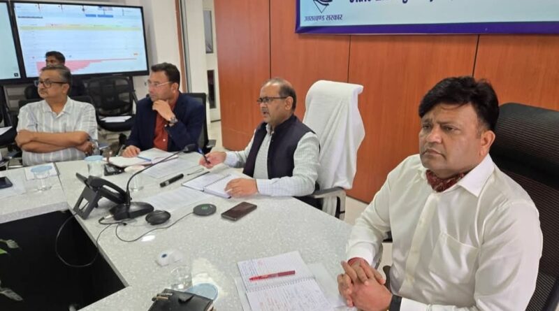 जल्द से जल्द खोली जाएं ग्रामीण सड़कें-सुमन