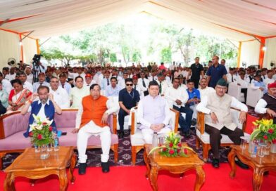 सीएम धामी ने देहरादून में सुनी पीएम मोदी की मन की बात