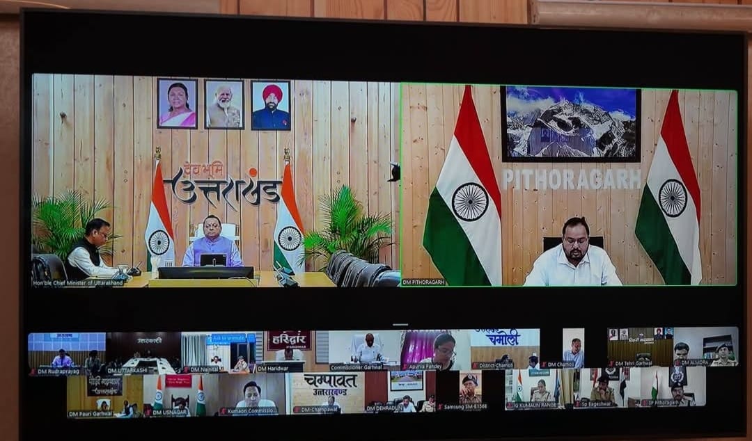 मानसून के बाद मिशन मोड में होगा गड्ढामुक्त सड़क अभियान, सीएम धामी ने तय की 15 अक्टूबर की डेडलाइन