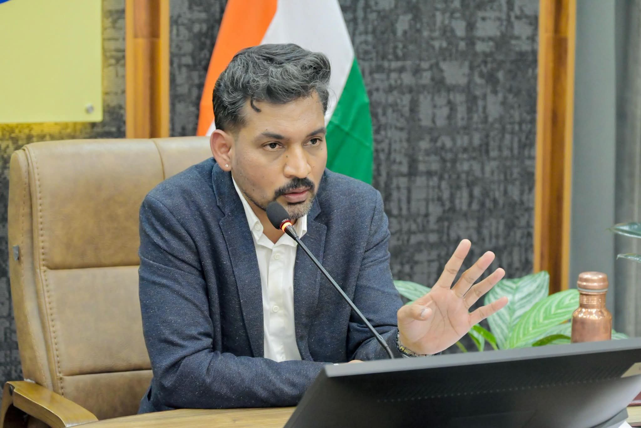 देहरादून में प्लास्टिक पर बड़ा एक्शन, 100 वार्डों में 50 अधिकारी तैनात