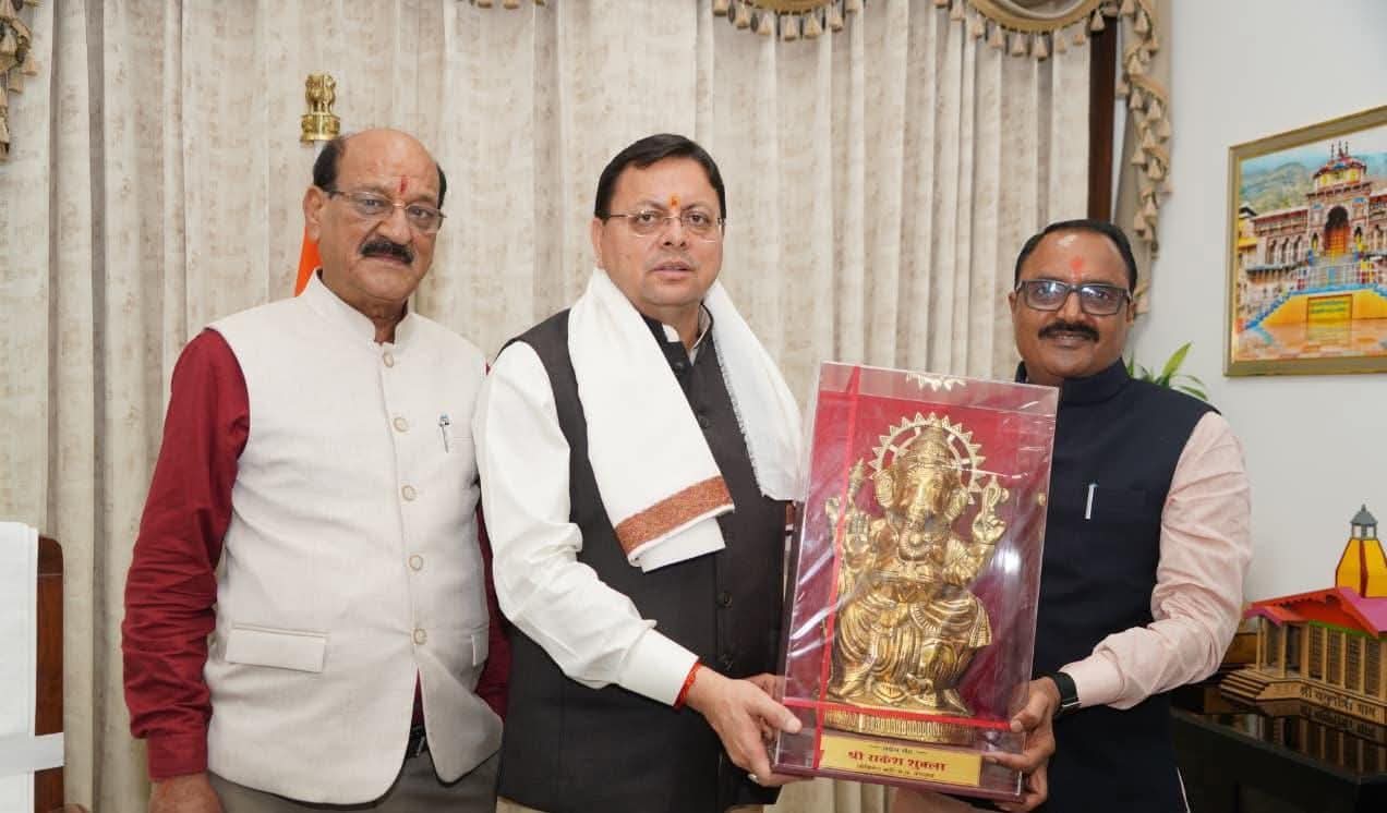 मुख्यमंत्री धामी से मिले मध्य प्रदेश के नवीन एवं नवकरणीय ऊर्जा मंत्री राकेश शुक्ला, विकास व ऊर्जा क्षेत्र पर हुई चर्चा
