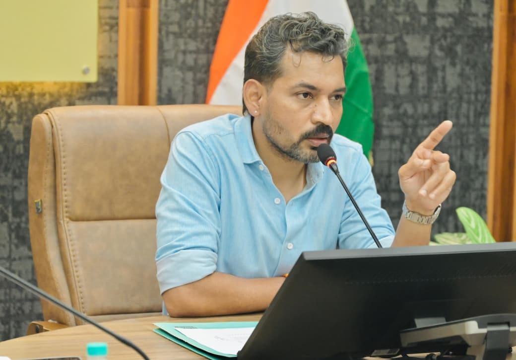 त्रिस्तरीय पंचायत उपचुनाव को लेकर आदर्श आचार संहिता लागू