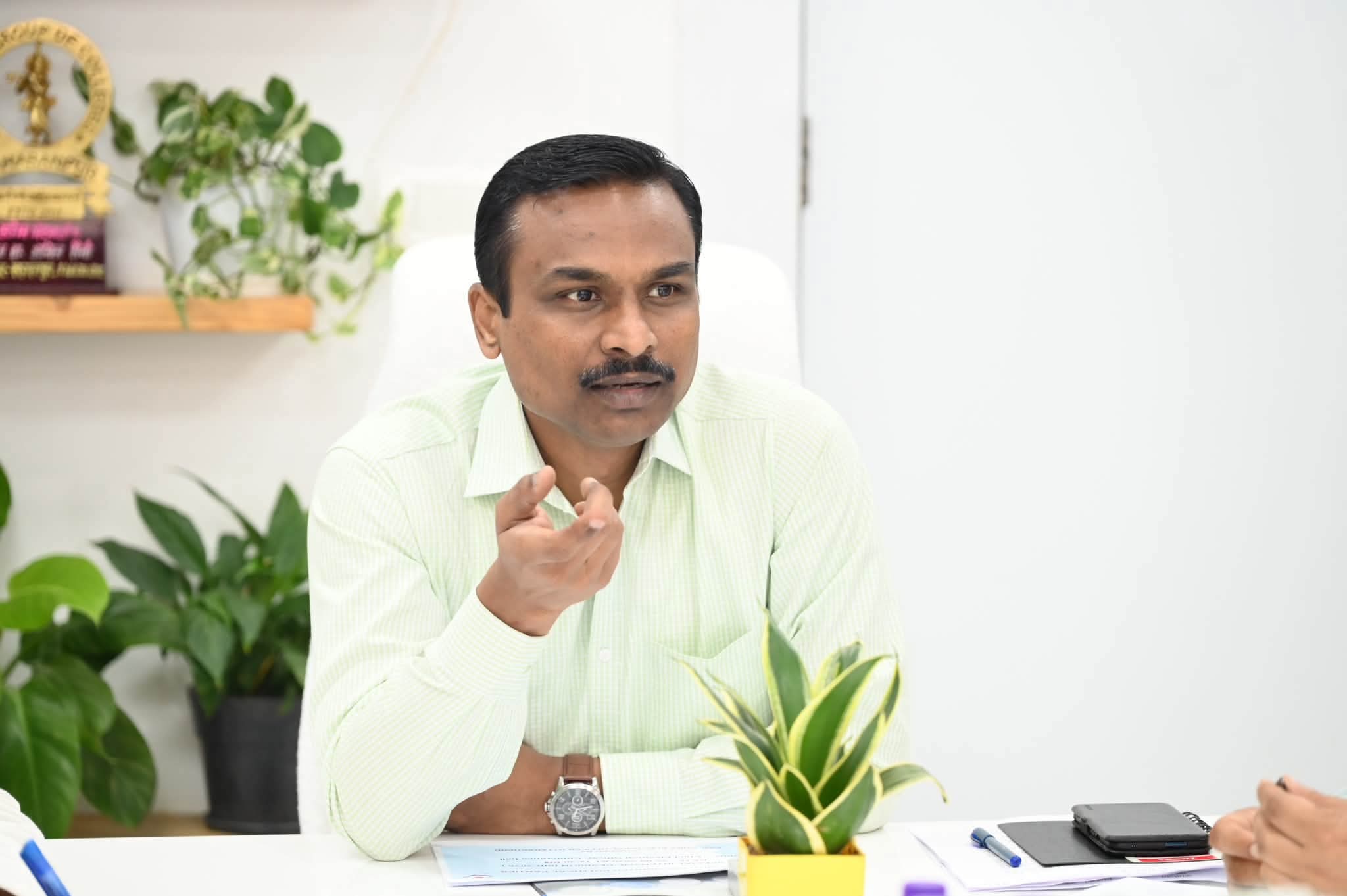 SIR पर राजनैतिक दलों के साथ की बैठक